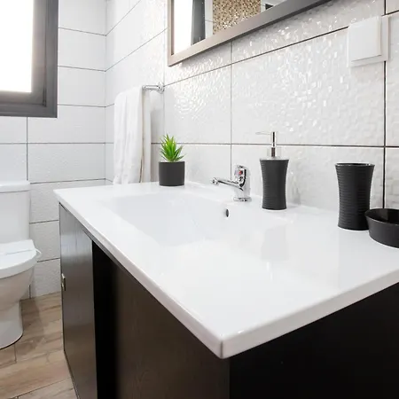 Village Center One Bedroom Porto Moniz