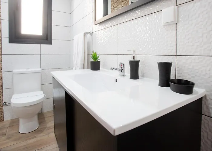 Village Center One Bedroom Porto Moniz