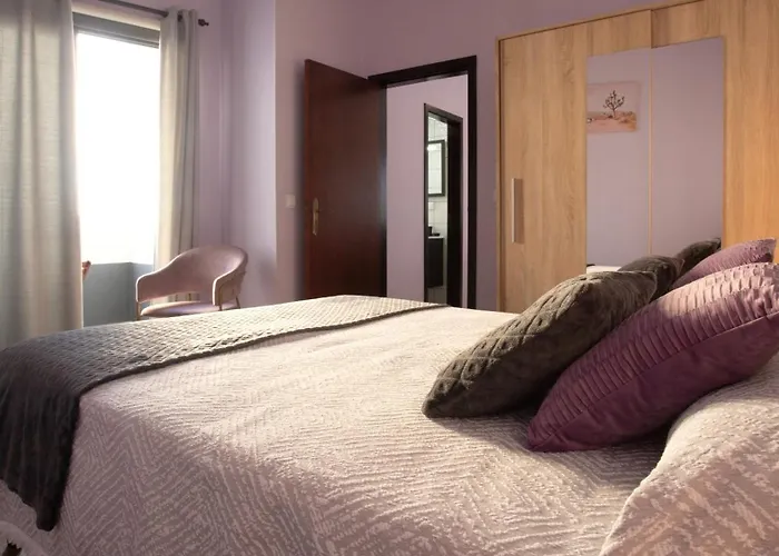 Village Center One Bedroom * Porto Moniz